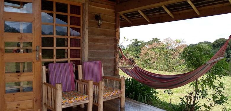 Posada Castle Forest Lodge