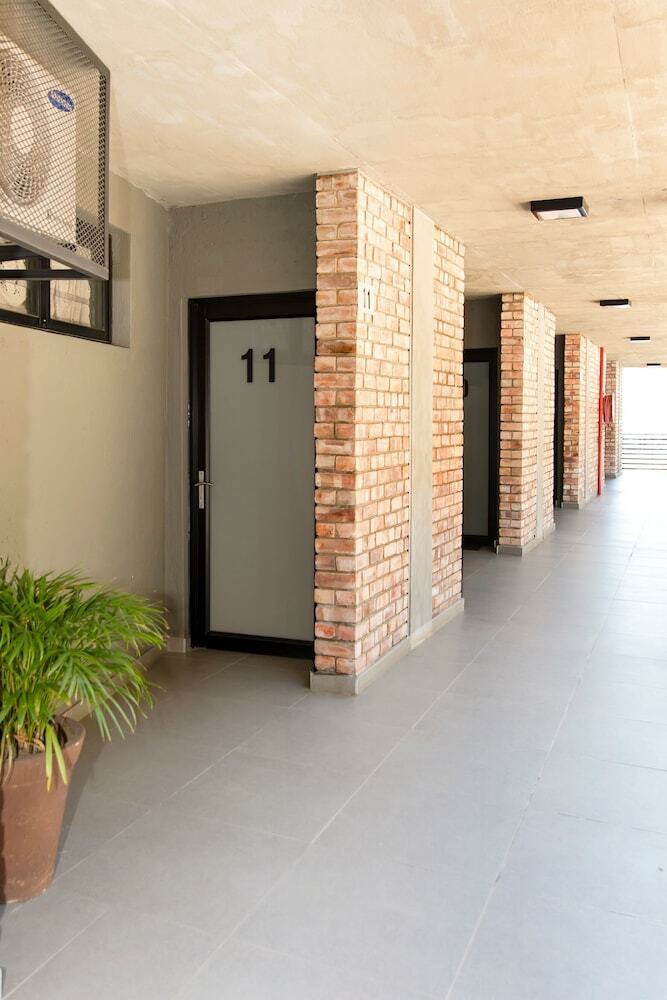 Hotel Wild Olive 11