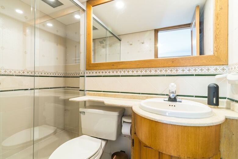 Apartamentos Alcazar de Oviedo By Nomad Guru