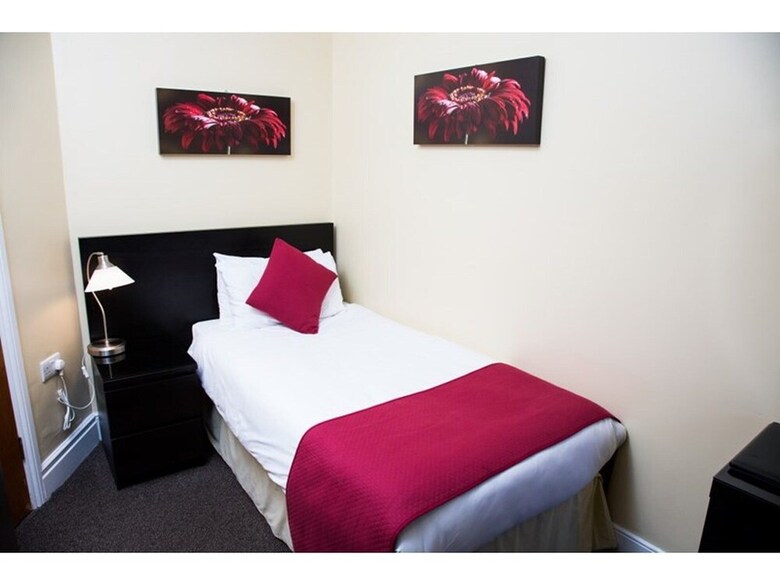 Bed & Breakfast Atlantis Guest House