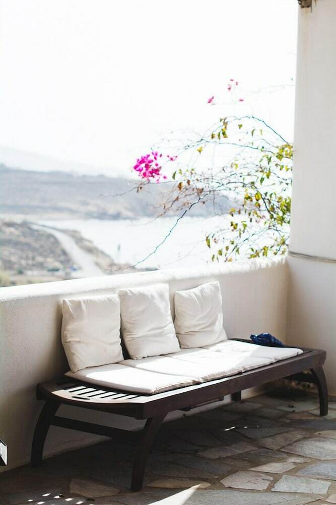 Villa Anerousses Mykonian Traditional Houses