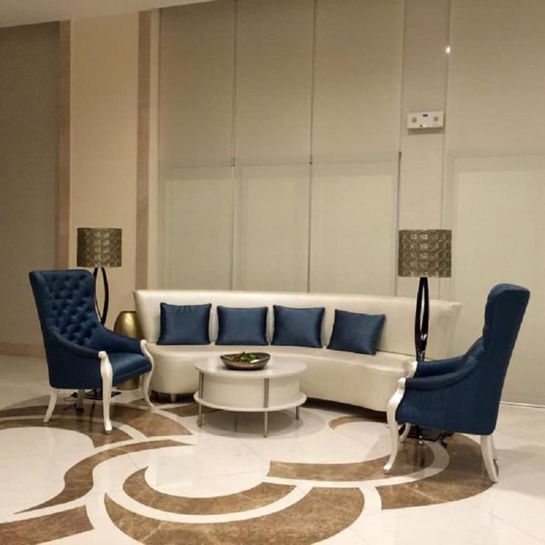 Airport T3 Newport Condotel