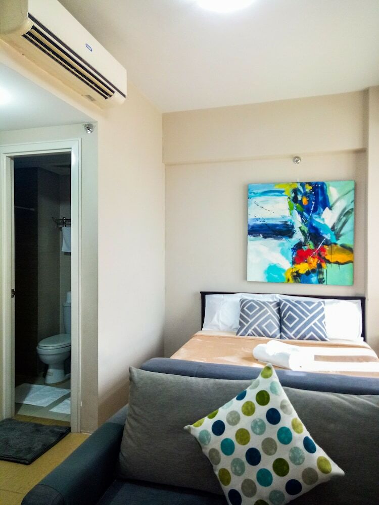 Airport T3 Newport Condotel