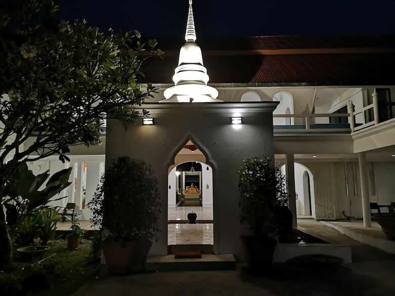 Hotel Amaravati Wellness Center And Resort
