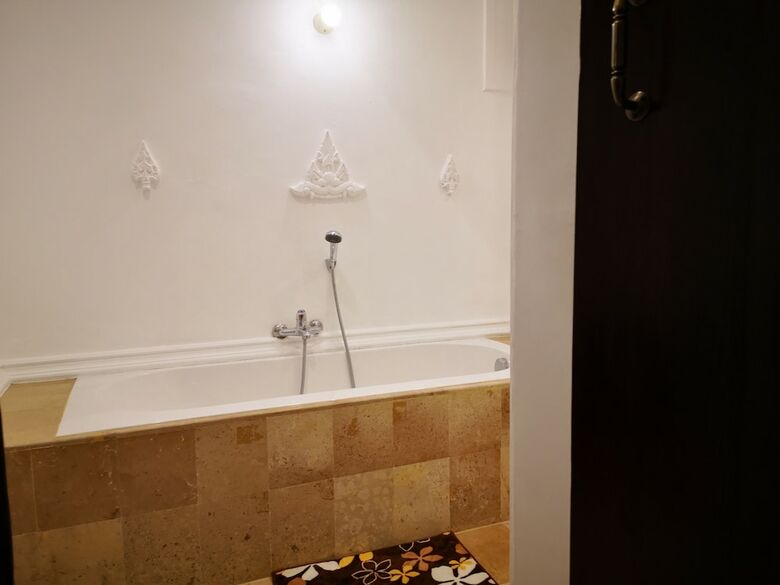 Hotel Amaravati Wellness Center And Resort