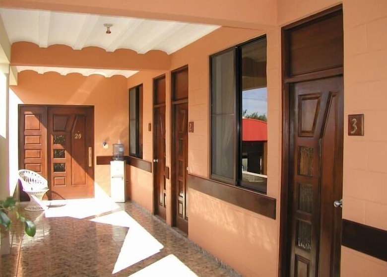 Hotel Garant & Suites