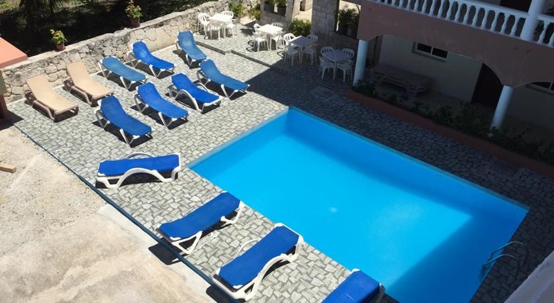 Aparthotel Villa Facal
