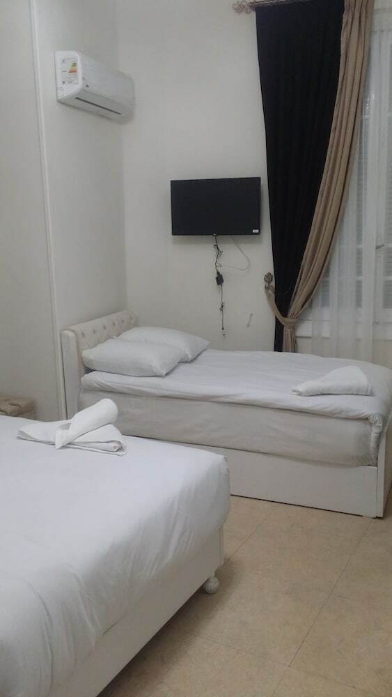 Abdeen Palace Hotel