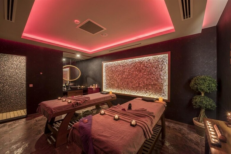 Hotel Elite Luxury Suite & Spa