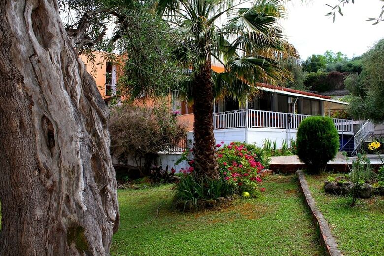 Hotel Tina