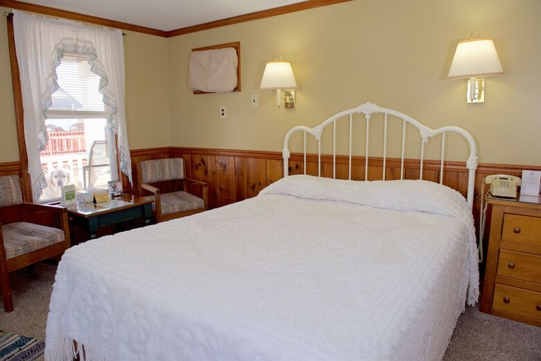 Myer Motel