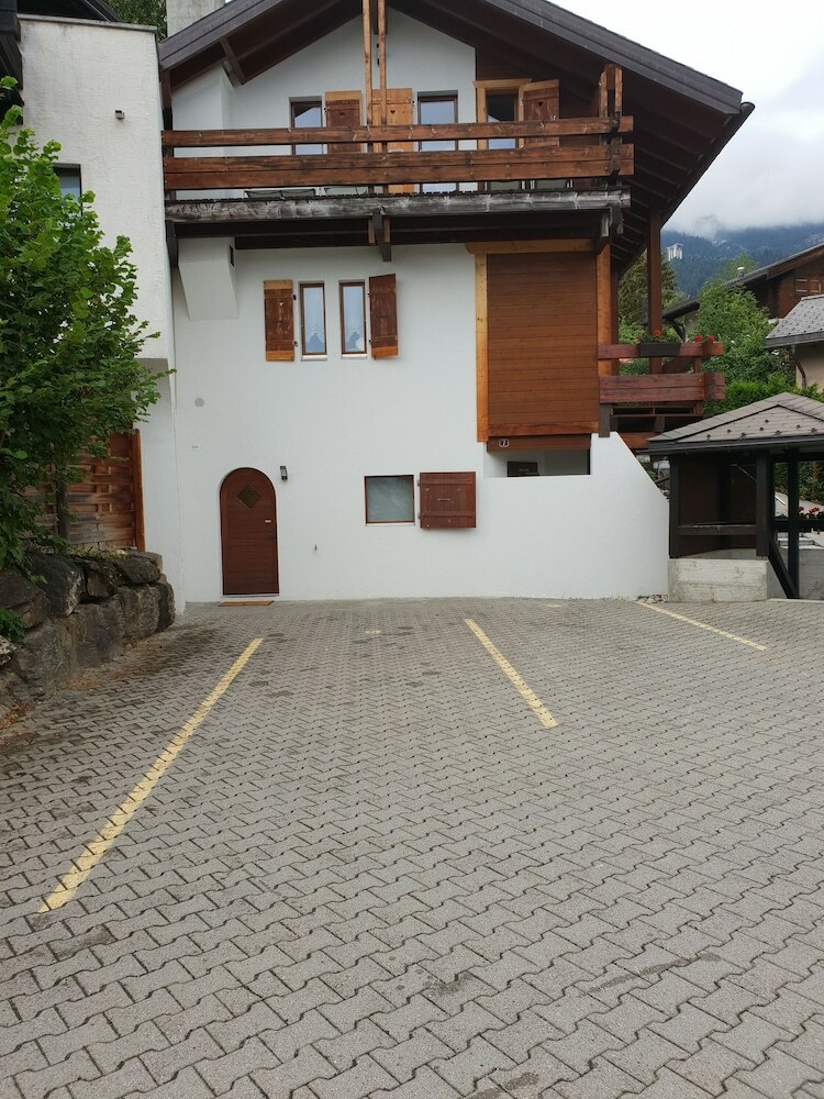 Mollens Chalet