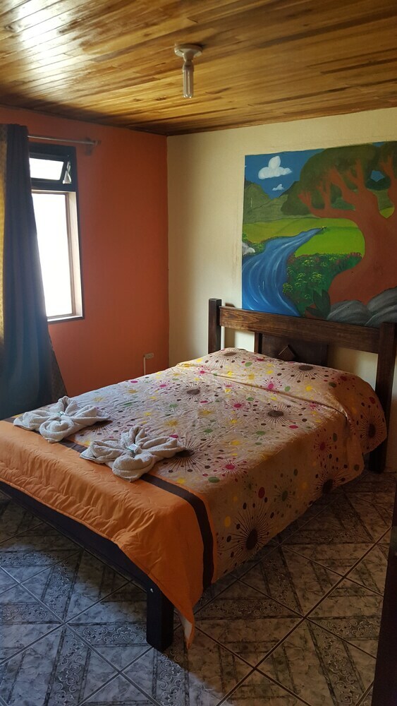 Hostal Que Tuanis Hostel Monteverde