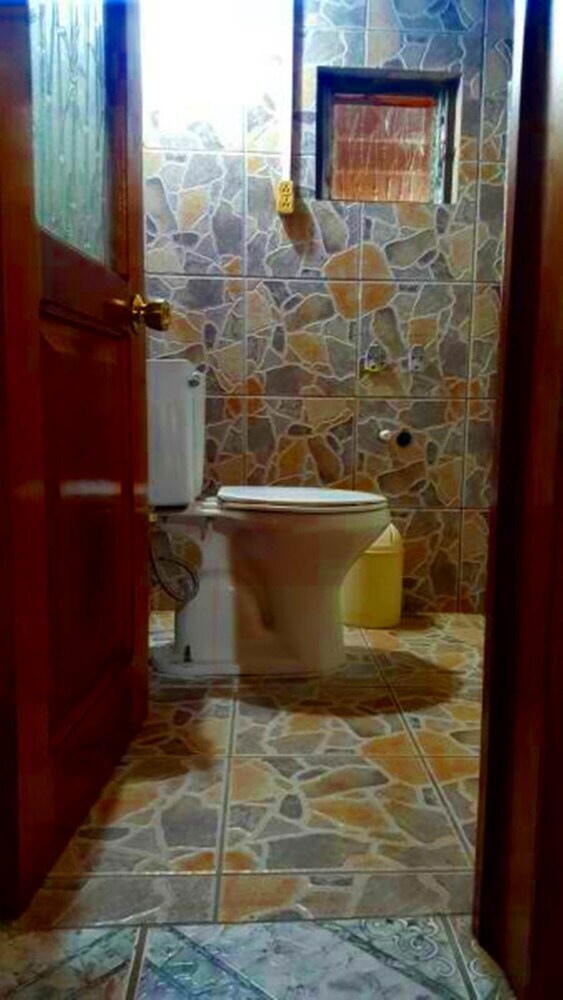 Hostal Que Tuanis Hostel Monteverde