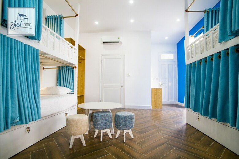 Hostal Just Home - Hostel