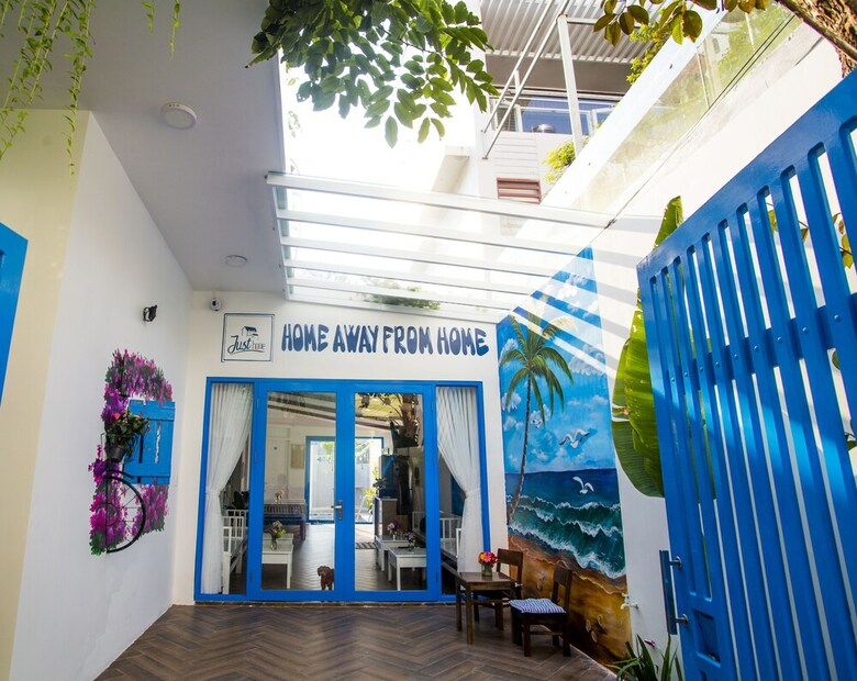 Hostal Just Home - Hostel