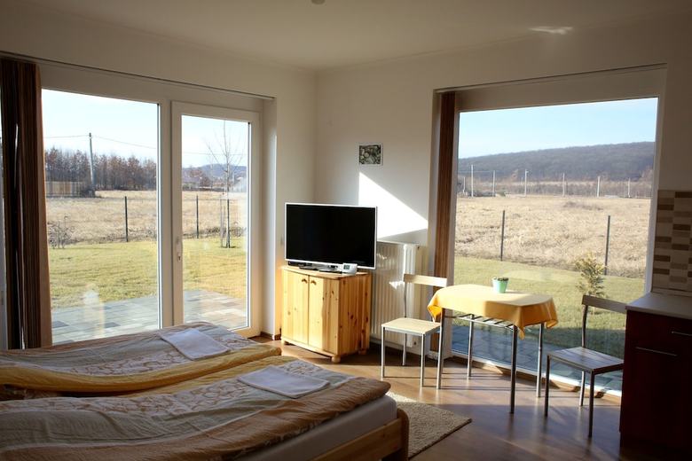 Szabolcs Apartments