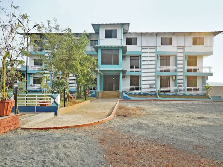 Hotel Oyo 24261 Ellegance Hill Resort