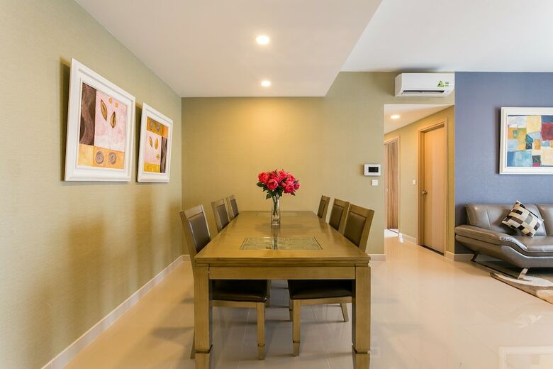 Mk Rivergate Apartment