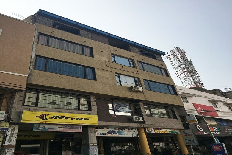 Oyo 27929 Hotel Cristal Park