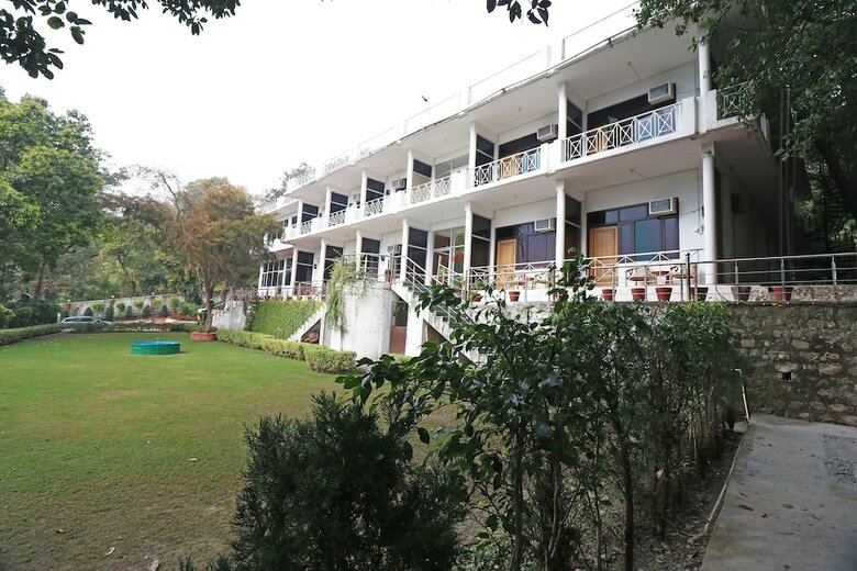 Hotel Oyo 5589 Pine Oak Resort