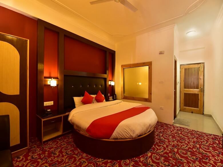 Hotel Oyo 23205 Soulful Sojourns