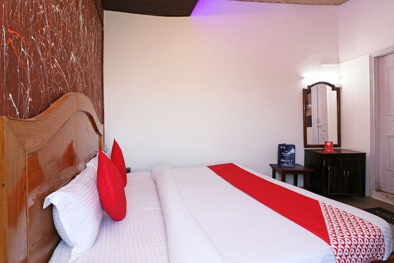 Hotel Oyo 19947 Akanksha Anand Plaza