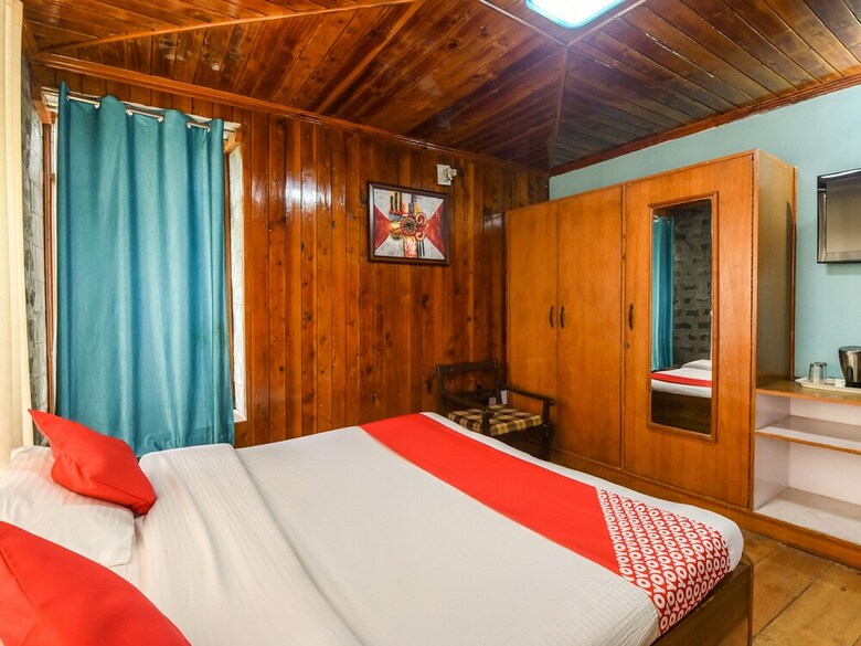 Oyo 27877 Hotel Jai