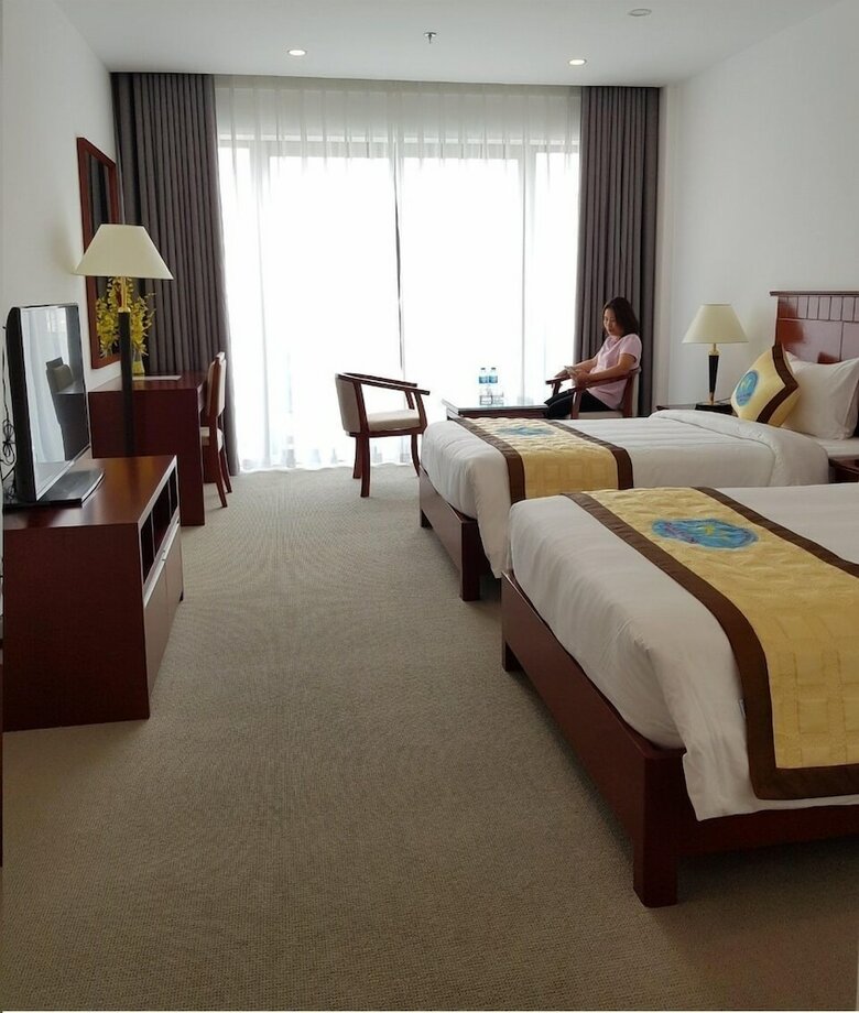 Relax Ha Long Hotel