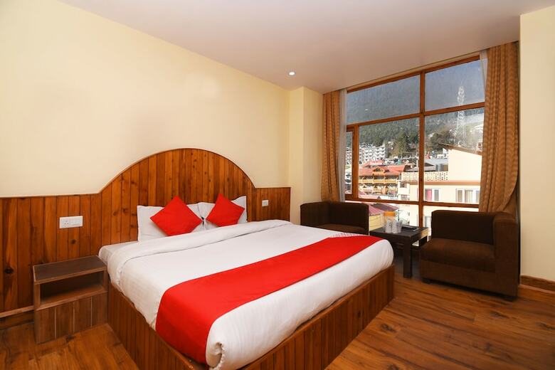 Oyo 19322 Hotel Snow Flake