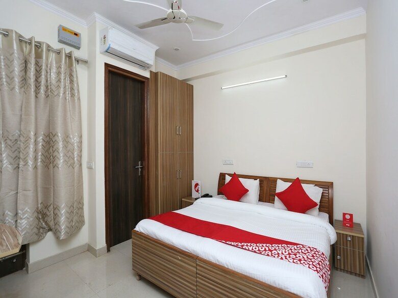 Hotel Oyo 13115 Star Guest House