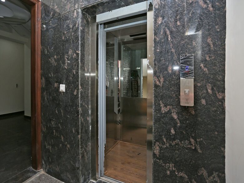 Hotel Oyo 13115 Star Guest House