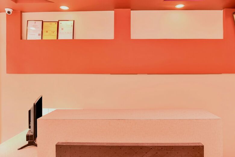 Oyo 28054 Hotel Suraj Villa