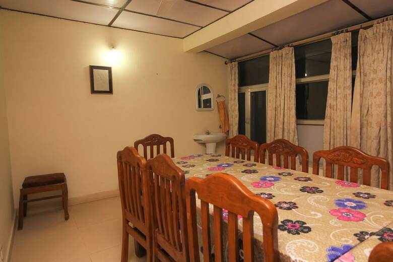 Oyo 24525 Hotel Country Lodge
