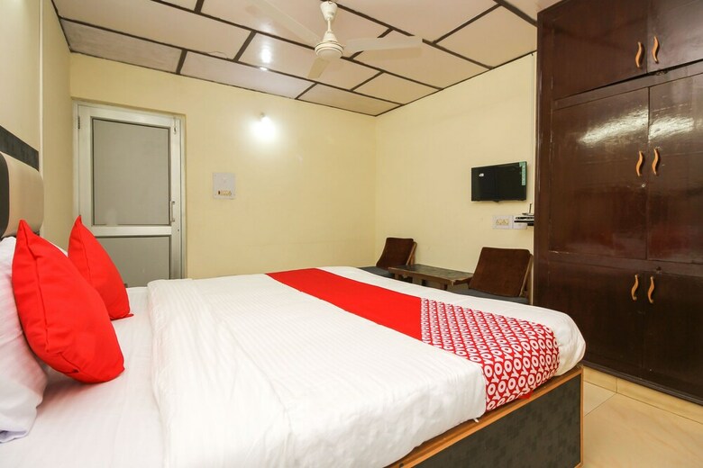 Oyo 24525 Hotel Country Lodge