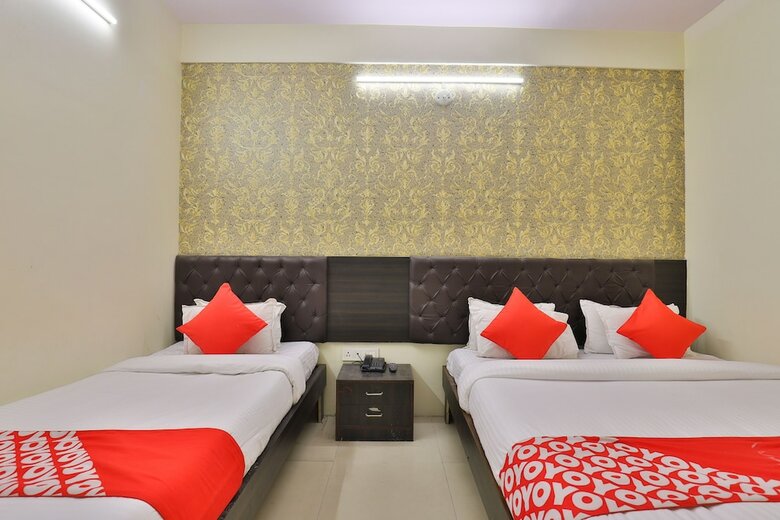 Hotel Oyo 28344 Siddhi Vinayak Rooms