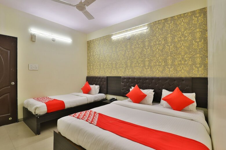 Hotel Oyo 28344 Siddhi Vinayak Rooms