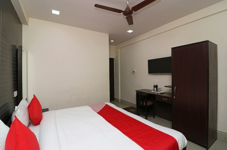 Hotel Oyo 23635 Sher E Bengal