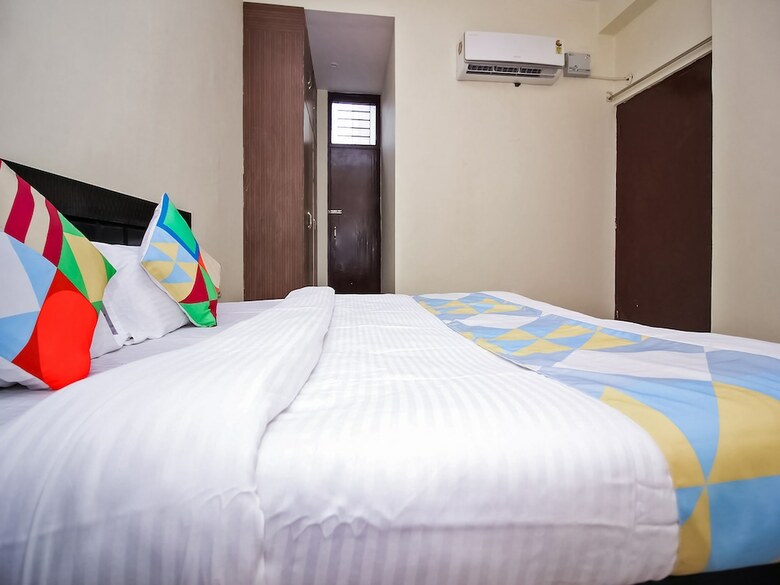 Apartamentos Oyo Home 18790 Vibrant 2bhk