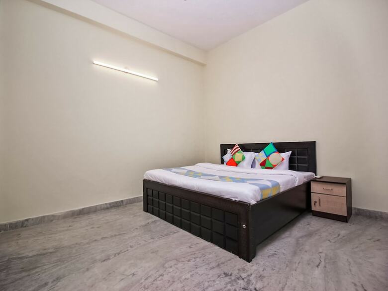 Apartamentos Oyo Home 18790 Vibrant 2bhk