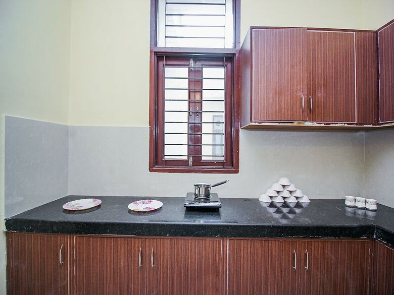 Apartamentos Oyo Home 18790 Vibrant 2bhk