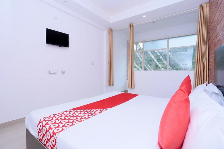 Hotel Oyo 23756 Munnar Paradise, Irumupalam