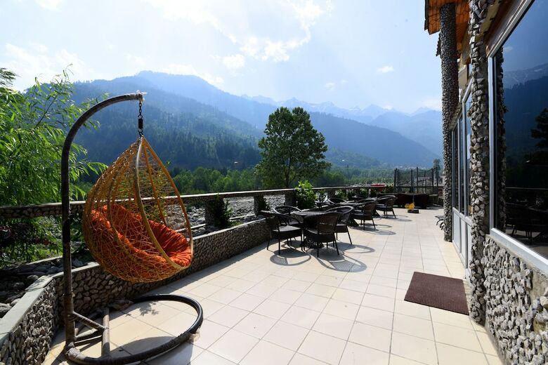 Hotel Oyo 15268 Villa Heritage Cottage