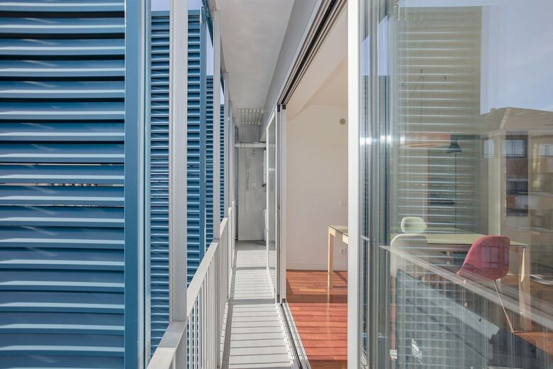 Liiiving - Bright Light Apartment