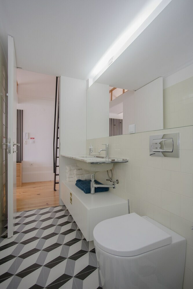 Apartamentos Liiiving - Mezzanine Downtown Balcony