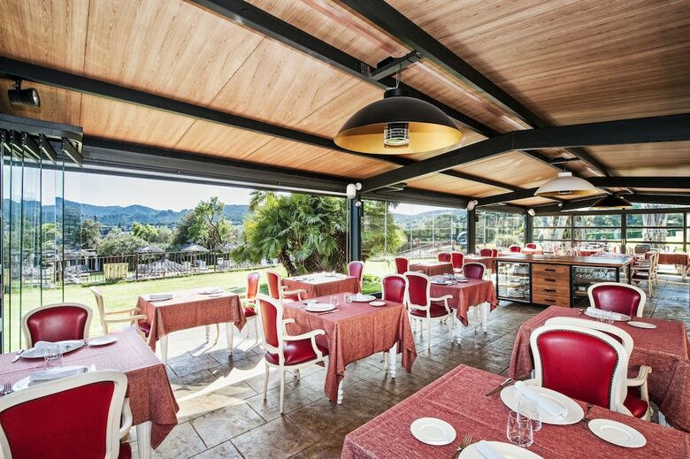 Hotel Suites Natura Mas Tapiolas