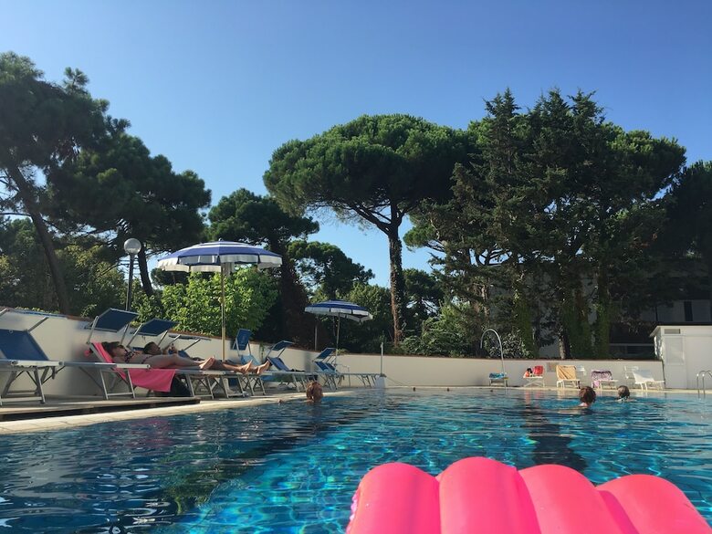 Hotel Deanna Golf