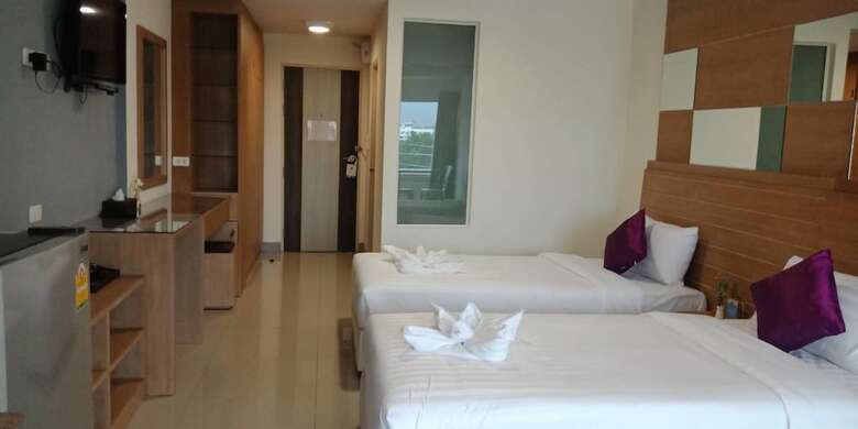 Hotel The Greenery Central Suites