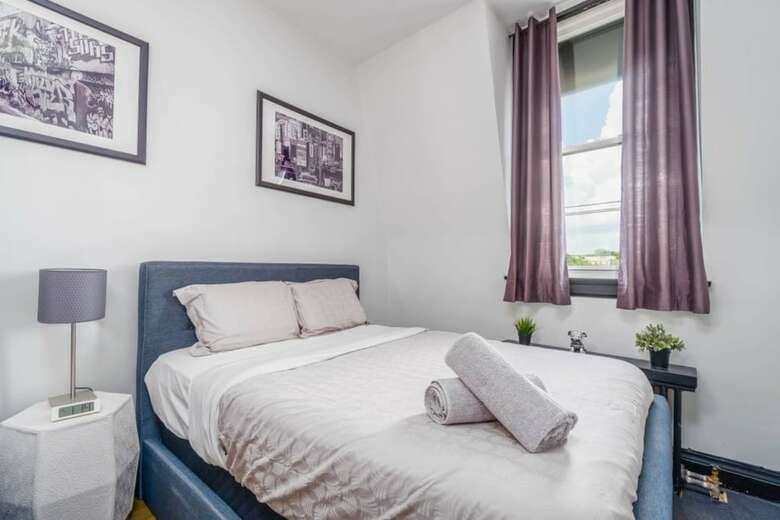Apartamentos 3 Bedroom Queen Street Loft