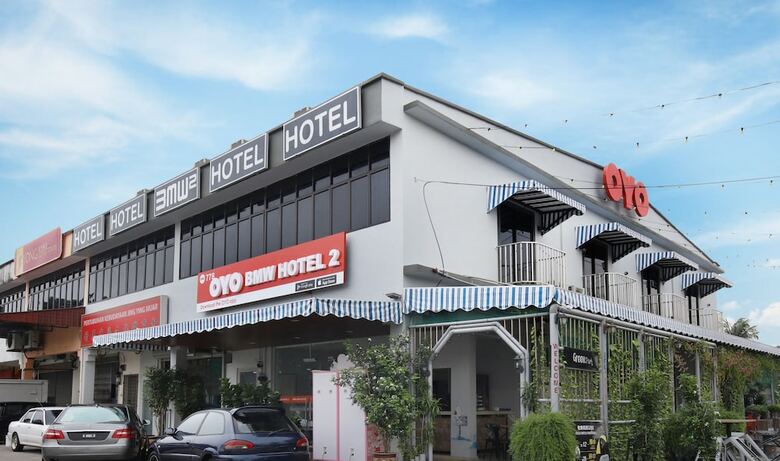 Oyo 778 Bmw 2 Hotel